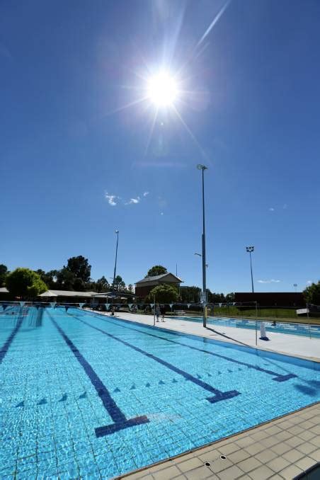 Swimming pool plans negotiated | The Border Mail | Wodonga, VIC