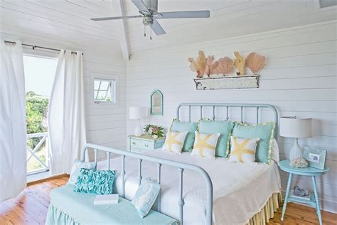 55 Comfy Cottage Rooms | Cottage room, Beach cottage decor, Beach themed bedroom