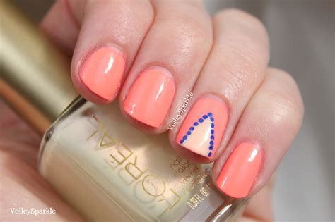 Triangle Accent Nail Art | How To - volleysparkle