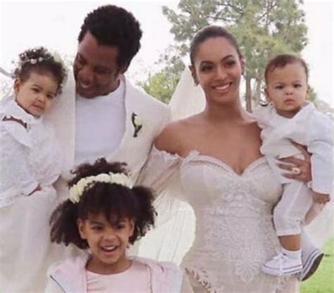 Tips Komputer: [44+] Beyonce S Daughter Blue Ivy Holds Camera On Vogue Shoot