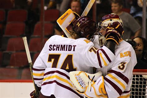 ASU Hockey: Fans pass test in opening game at Gila River Arena ...