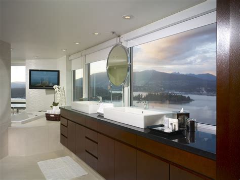 The Pacific Suite Bathroom | • 1,650 sq feet (155 sq metres)… | Flickr