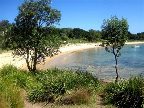 Bundeena Beach - a favorite spot for fishing when I was growing up ...