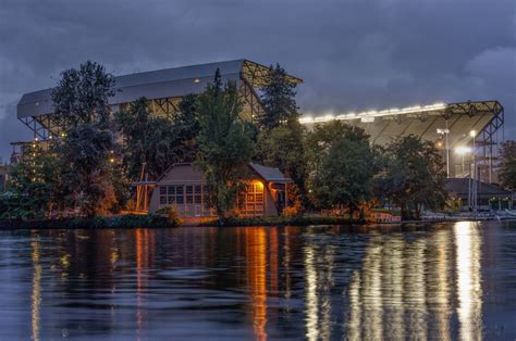 Husky Stadium – StadiumDB.com