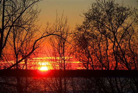 Mid Winter Sunset | View On Black Golden Sunset by Ottawa Ri ...