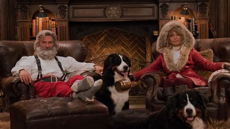 Goldie Hawn and Kurt Russell Pose as Sexy Mr. and Mrs. Claus: 'Never Thought I'd Be Sleeping ...