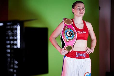 Savannah Marshall Destroys Maria Lindberg in Three Rounds - Boxing News