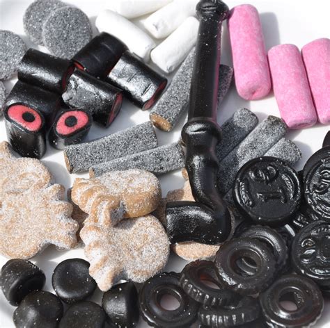 Licorice Candy Mix- Something for everyone here, sweet and salty. | Candy mix, Licorice, Sweet ...