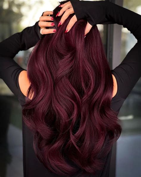 35 Splendid Dark Red Hair Color Ideas for 2024 | Kersen rood haar, Bordeaux rood haar, Kleurrijk ...