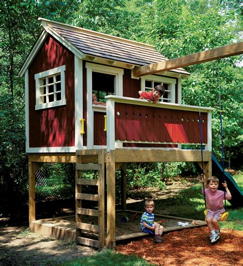 Backyard Playhouse | Woodworking Project | Woodsmith Plans | Cabanon de ...