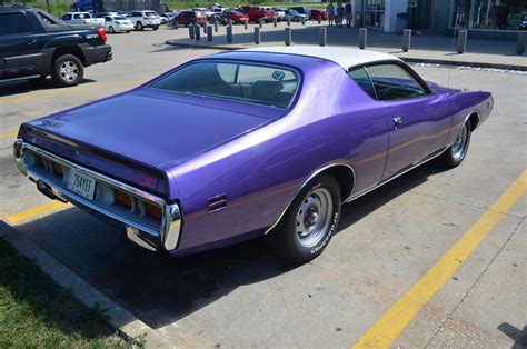 Lot Shots Find of the Week: 1971 Dodge Charger - OnAllCylinders