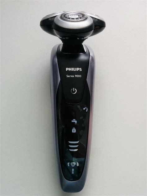 [Review] Philips Shaver Series 9000 Wet and Dry Electric Shaver - NZ ...