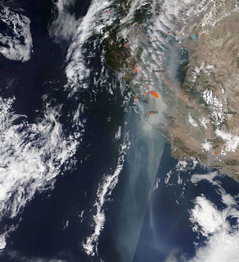 Raging California wildfires spotted from space (photos) | Space