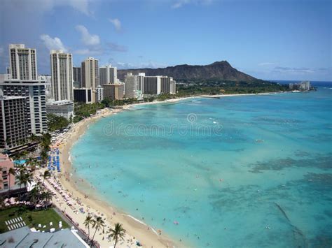 Hawaii Waikiki Beach stock image. Image of resort, head - 4128037