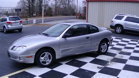 2005 PONTIAC SUNFIRE | BuffysCars.com