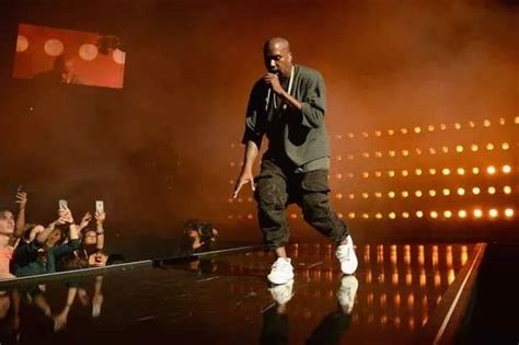 10 Best Kanye West Songs of All Time - Singersroom.com