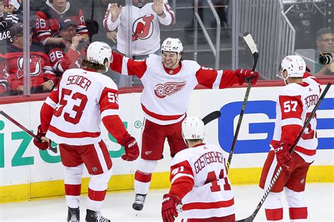 Detroit Red Wings: Playoff Contenders or Pretenders?