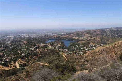 Hollywood Hike - Traveling Chic