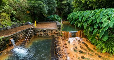 12 Azores hot springs and natural pools you have to try - Wapiti Travel