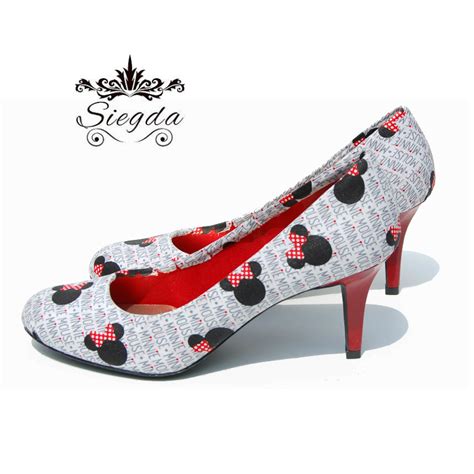 Minnie Mouse Classic Round Toe Heels 3 inch on Storenvy