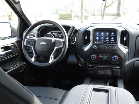 2024 Chevrolet Silverado 1500: 118 Interior Photos | U.S. News