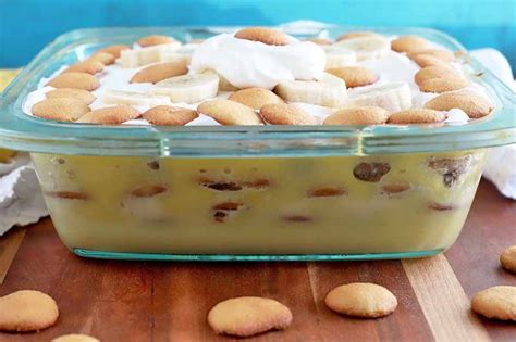 Old Fashioned Vanilla Wafer Banana Cream Pudding Recipe | Foodal | Recipe | Vanilla wafer recipe ...