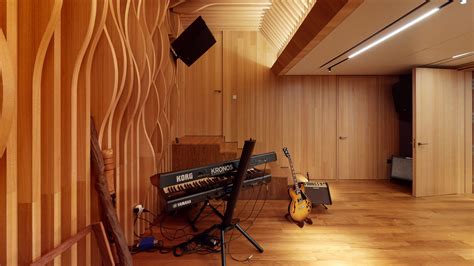 Guitar Studio - Acoustics Design & Built