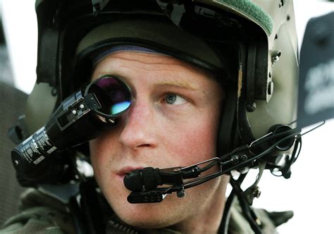 Prince Harry quits job as helicopter pilot