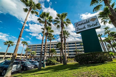 Emerald Beach Hotel, Corpus Christi: 2020 Room Prices & Reviews ...