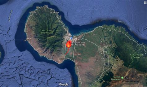 Crews Battle Brush Fire in Waikō/Kūihelani Area | Maui Now | Hawaii News