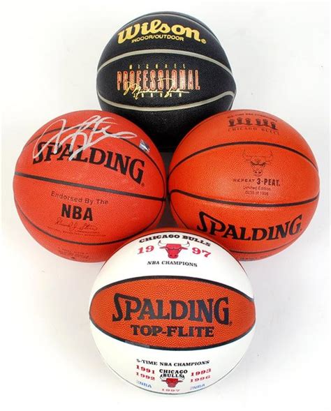 Lelands.com - Memorabilia-Basketball - Past Sports and Collectible Auctions