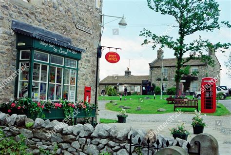 Emmerdale Tv Series Exterior Sets Village Editorial Stock Photo - Stock ...