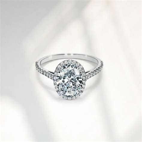 The 25 Best Oval Engagement Rings of 2022