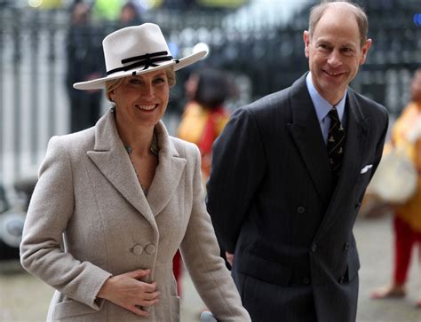 Duchess of Edinburgh and Prince Edward embrace in heartwarming new ...