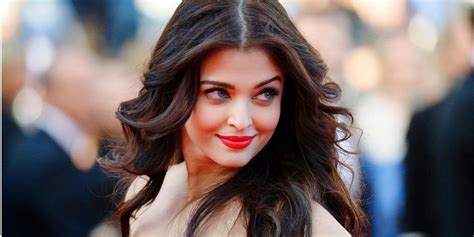 Atteinte du Covid-19, la star de Bollywood Aishwarya Rai hospitalisée - Plurielle