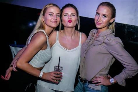 Dusseldorf nightlife: trendy clubs and large discos experienced.