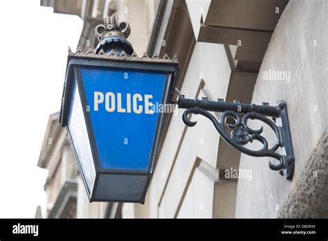 Police Station Sign; England; UK Stock Photo - Alamy