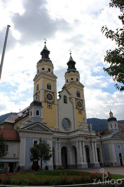 Brixen - bishop city in the Eisack Valley | Dolomites, Brixen, Italy