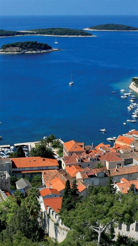 Watersports, biking and climbing on Brac island Croatia | Isola