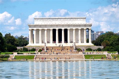 Lincoln Memorial in Washington DC - Encounter One of Our Nation’s Most ...