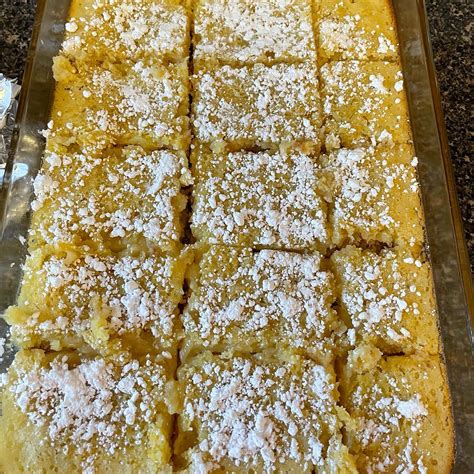 Anyone have any tips on how to cut lemon bars to prevent t… | Flickr