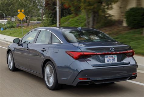 TOYOTA Avalon TRD Specs & Photos - 2019, 2020, 2021, 2022, 2023, 2024, 2025 - autoevolution