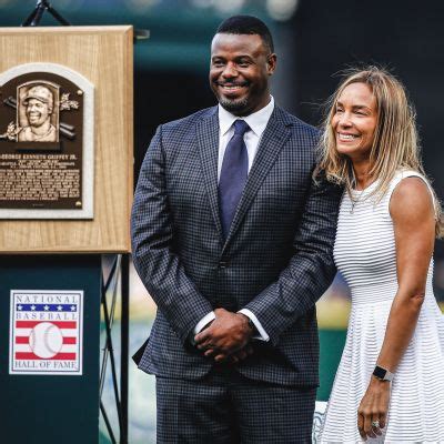 Who is Melissa Griffey? Know All About Ken Griffey Jr Wife