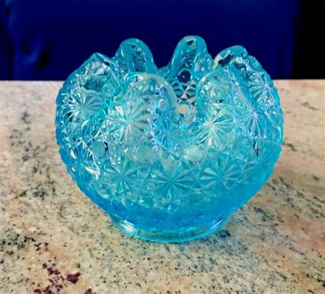 VINTAGE FENTON BLUE Art Glass Button & Daisy Pattern Rose Bowl Vase $11.29 - PicClick