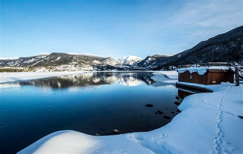 What You Can do on a Winter Weekend in Grand Lake, Colorado