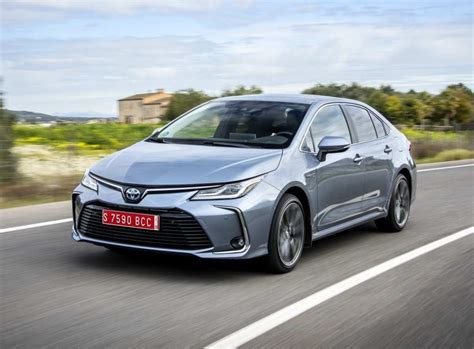 2021 model Toyota Corolla fiyatları cep yakıyor!