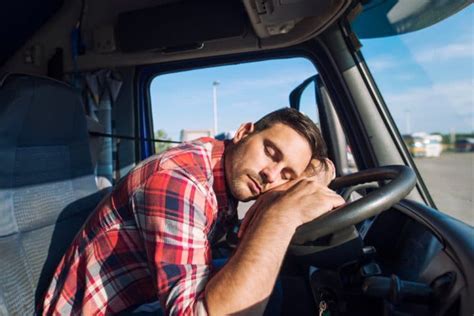 Truck Driver Fatigue: Addressing a Leading Cause of Truck Accidents - Lemon Law