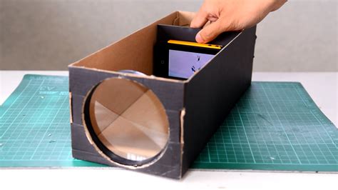 DIY Corner - Make your own projector at home!