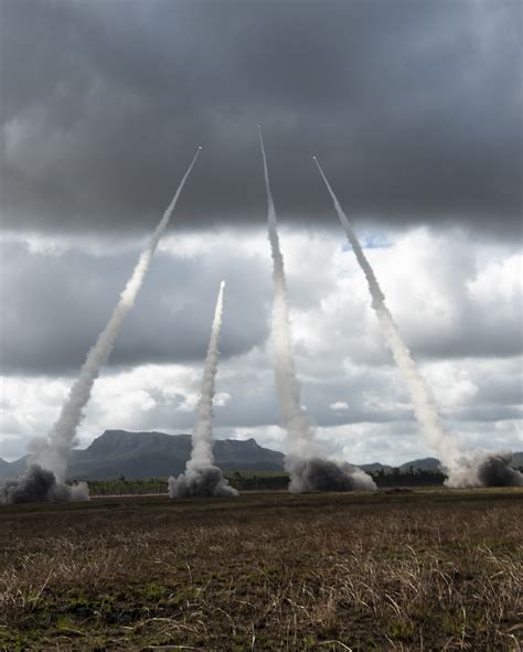 USMC and US Army Work HIMARS Live Fire Demonstration in Australia ...