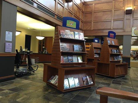 West Bloomfield Township Library - 19 Photos & 10 Reviews - Libraries - 4600 Walnut Lake Rd ...